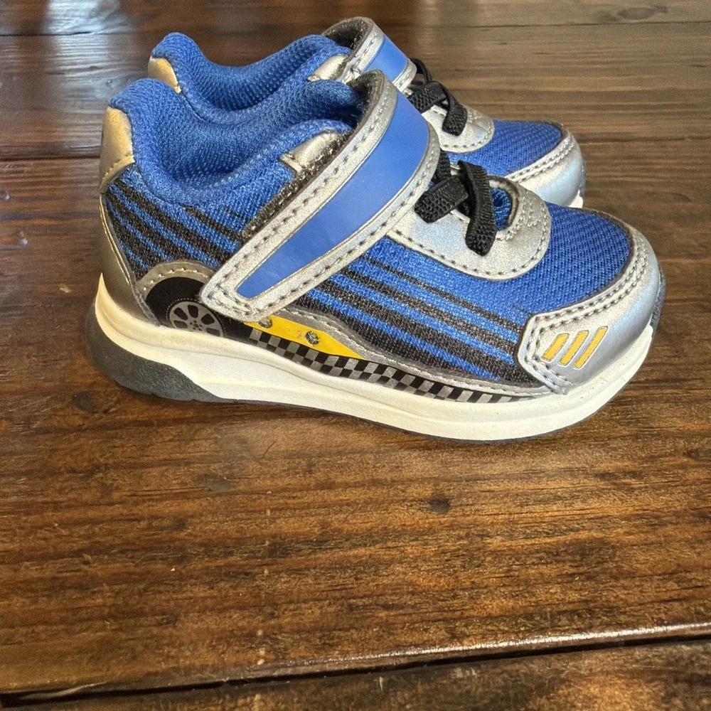 Stride Rite SR Lighted Speed Boys Shoes Size 5W Blue Light Up Sneakers Toddler